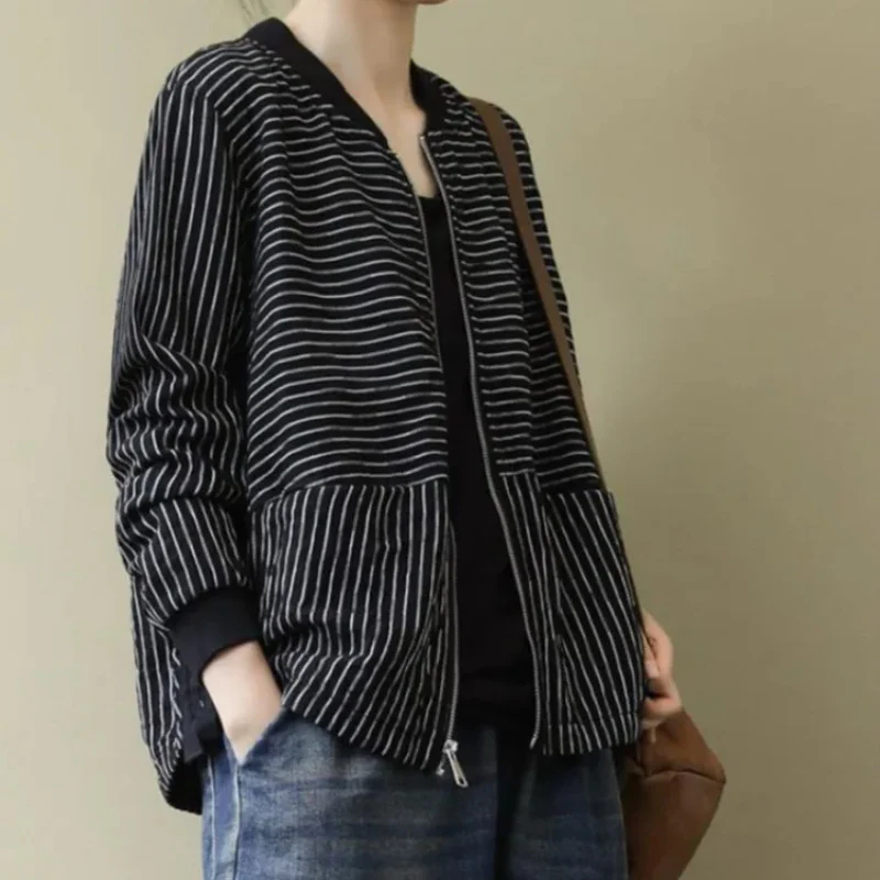 Veste imprimée manches longues zippée col rond - Image 2