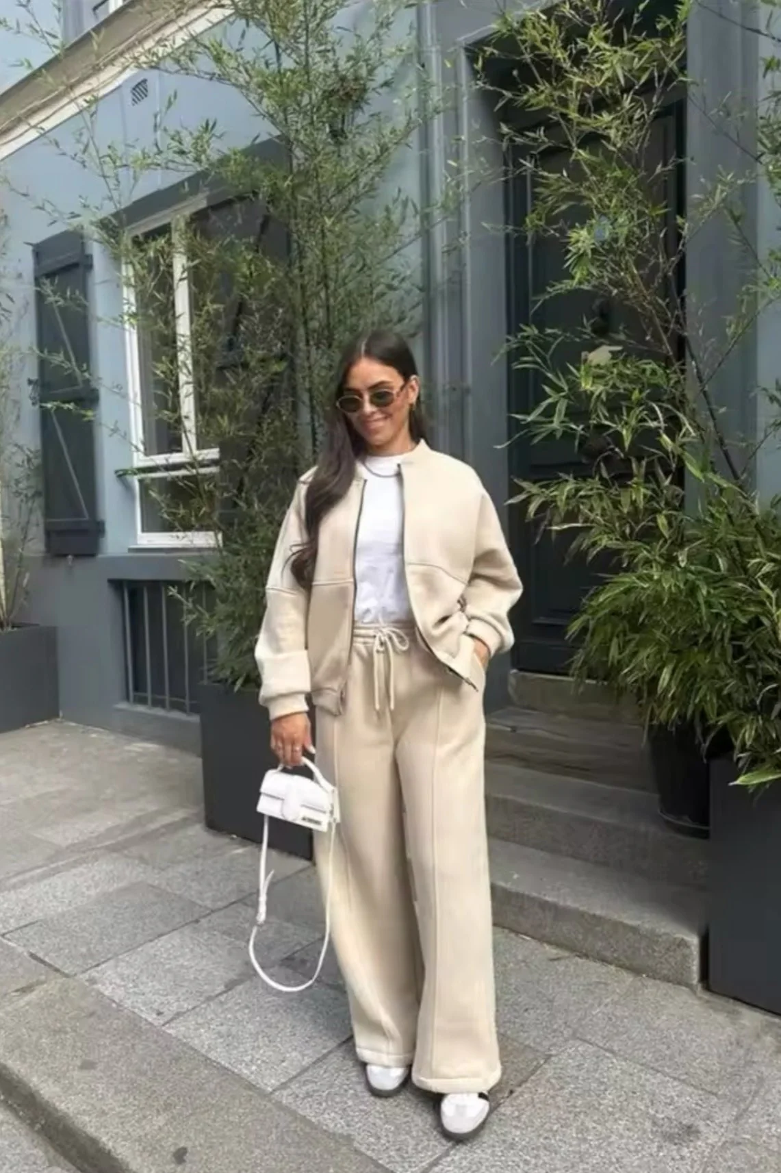 Ensemble doux avec pantalon à cordon - Image 3