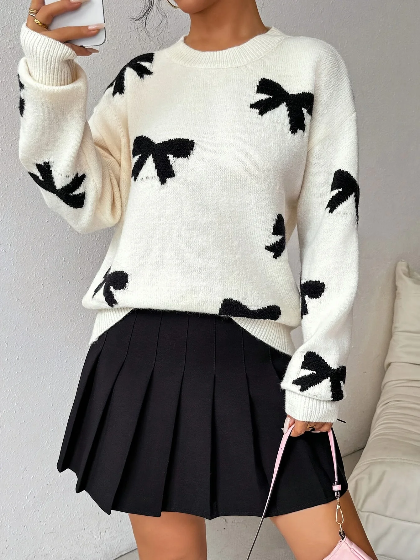 Pull élégant avec détail nœud et motif color-block - Image 5