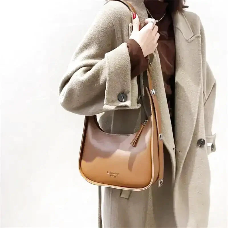Sac bandoulière classique en cuir avec bandoulière réglable - Image 5