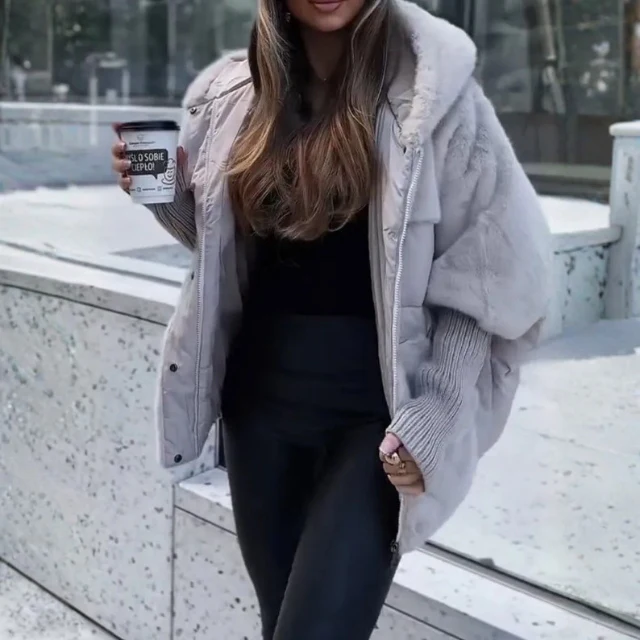 Liora – Veste zippée à capuche et manches longues avec poches latérales - Image 6