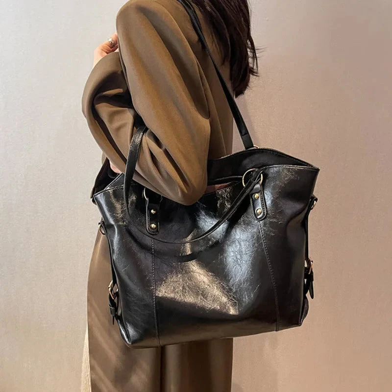 Sac bandoulière minimaliste souple avec bandoulière croisée réglable - Image 4