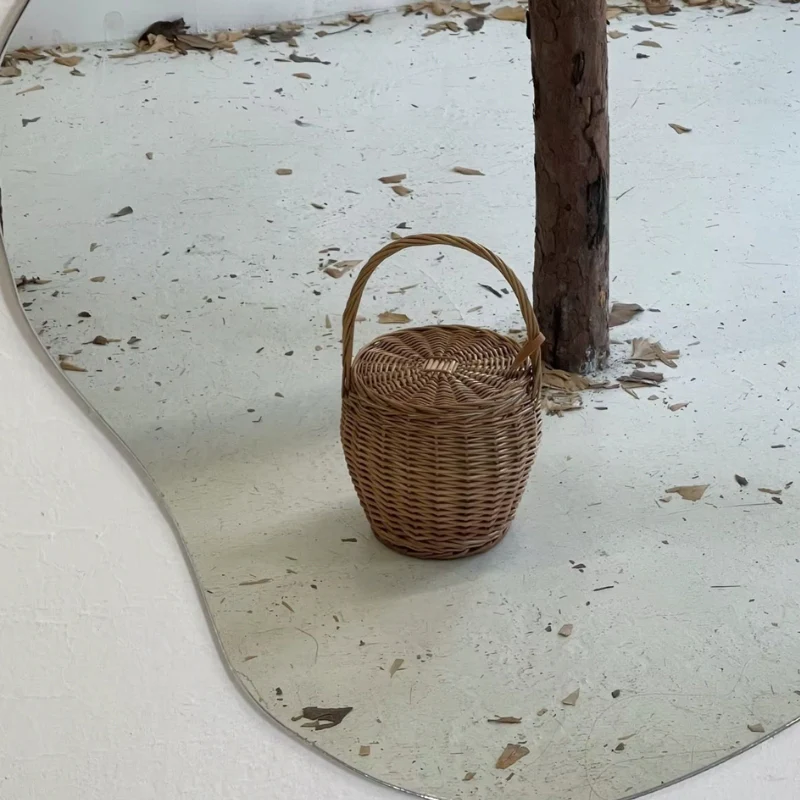 Grand sac panier seau en paille tressée - Image 5