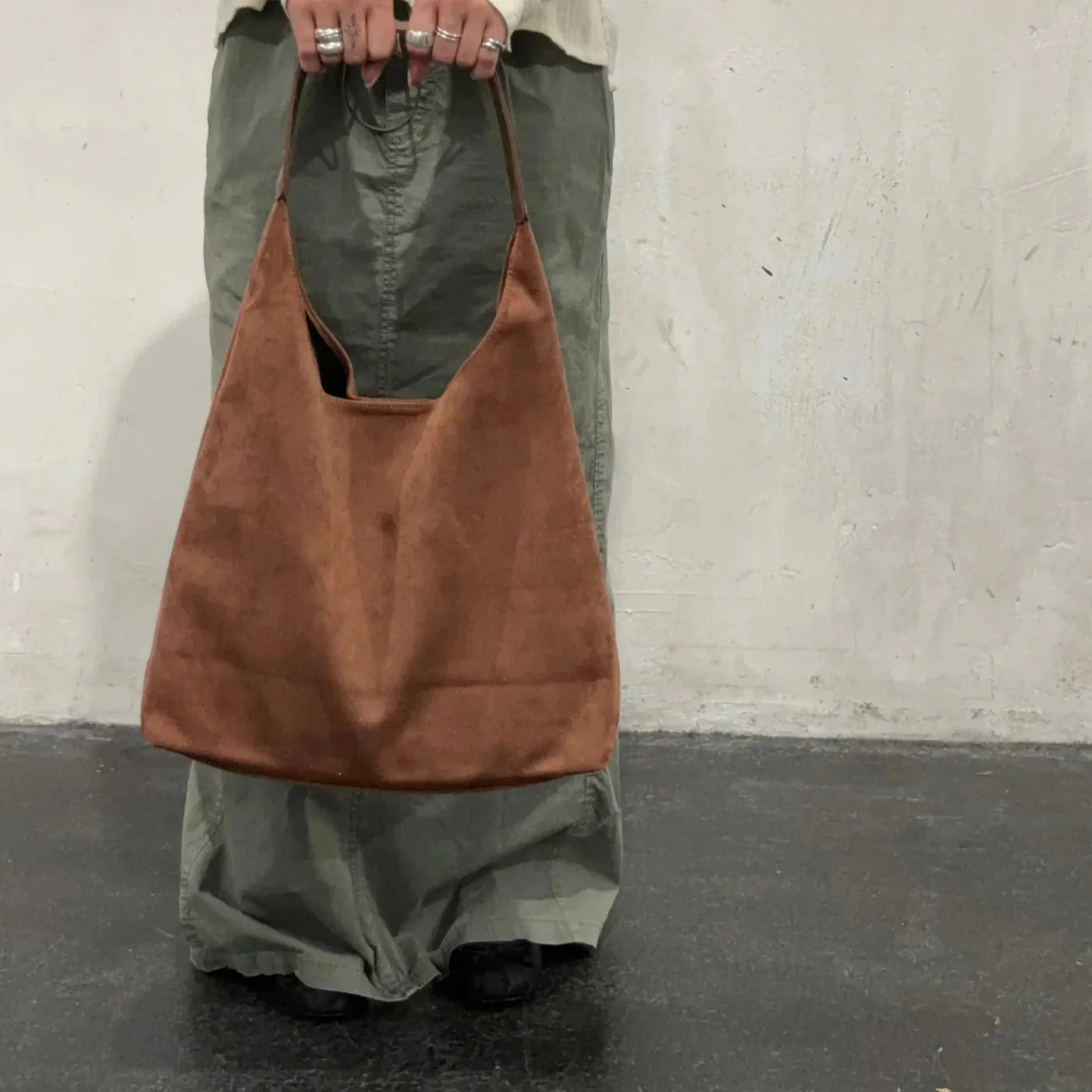 Sac bandoulière femme spacieux avec large bandoulière - Image 10