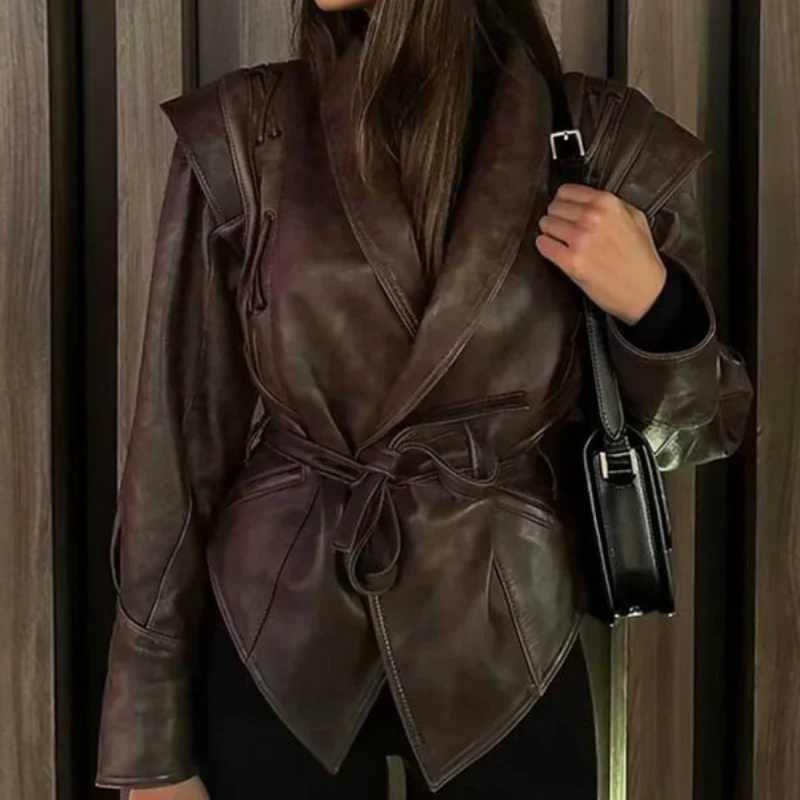 Veste femme boutonnée à col revers avec ceinture - Image 4
