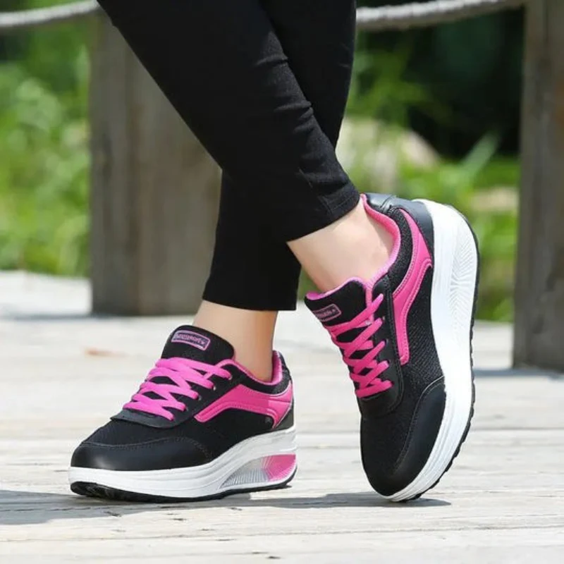 Chaussures femme à lacets bout rond semelle épaisse - Image 4