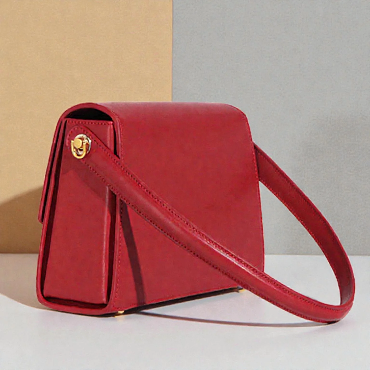 Myra – Sac à Bandoulière Multifonction de Forme Carrée avec Sangle réglable - Image 4
