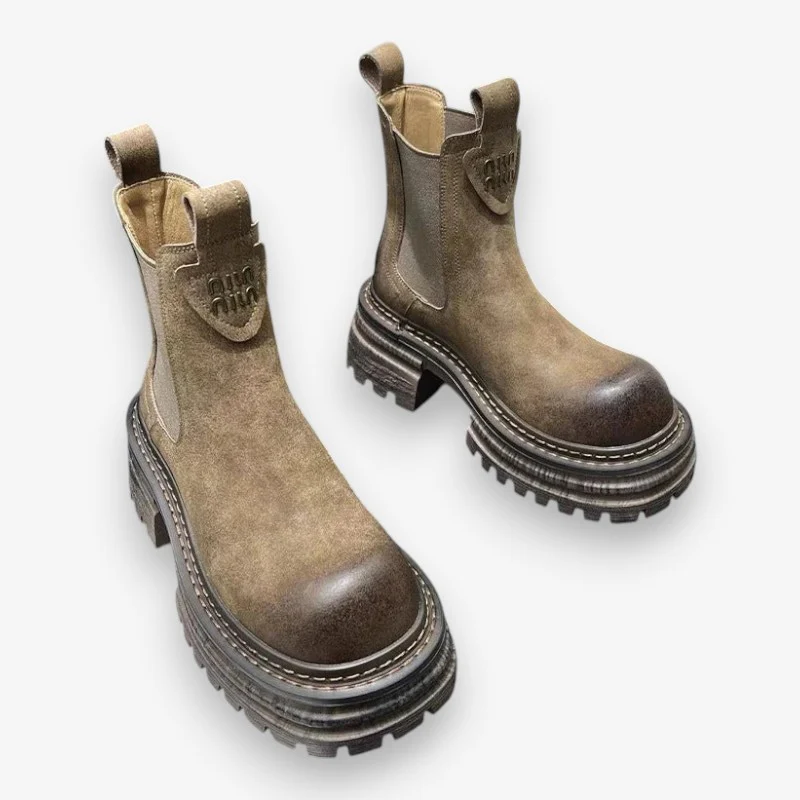 Naomi – Bottes épaisses à semelle antidérapante avec grosse boucle - Image 2