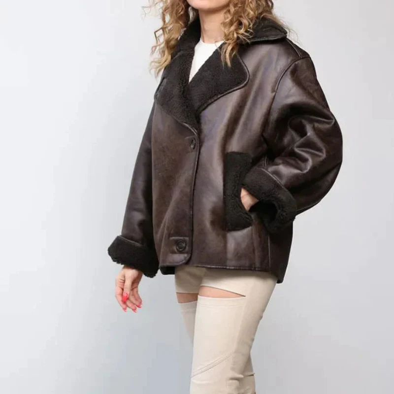 Veste boutonnée manches longues en cuir - Image 3