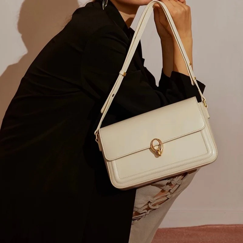 Nova – Sac Bandoulière à Fermeture Éclair avec Bandoulière et Boucle réglables - Image 3