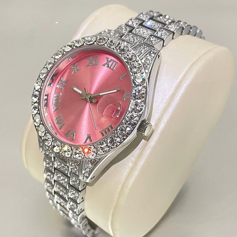 Nyra – Montre à cadran rond ornée de cristaux et bracelet ajustable - Image 4