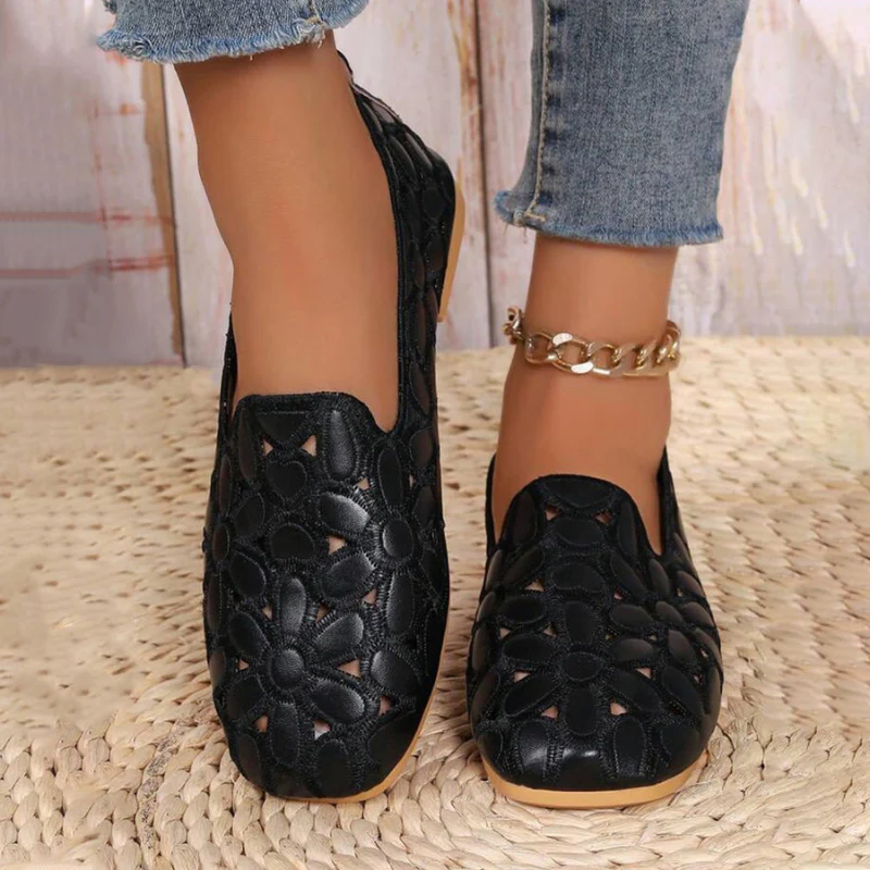 Mocassins slip-on à motif floral - Image 4
