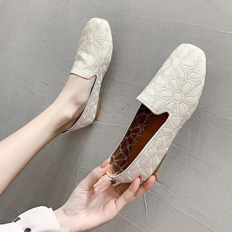 Mocassins slip-on à motif floral - Image 5