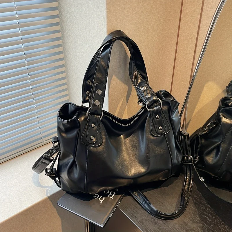 Sac à main femme multi-compartiments zippés + bandoulière réglable - Image 9
