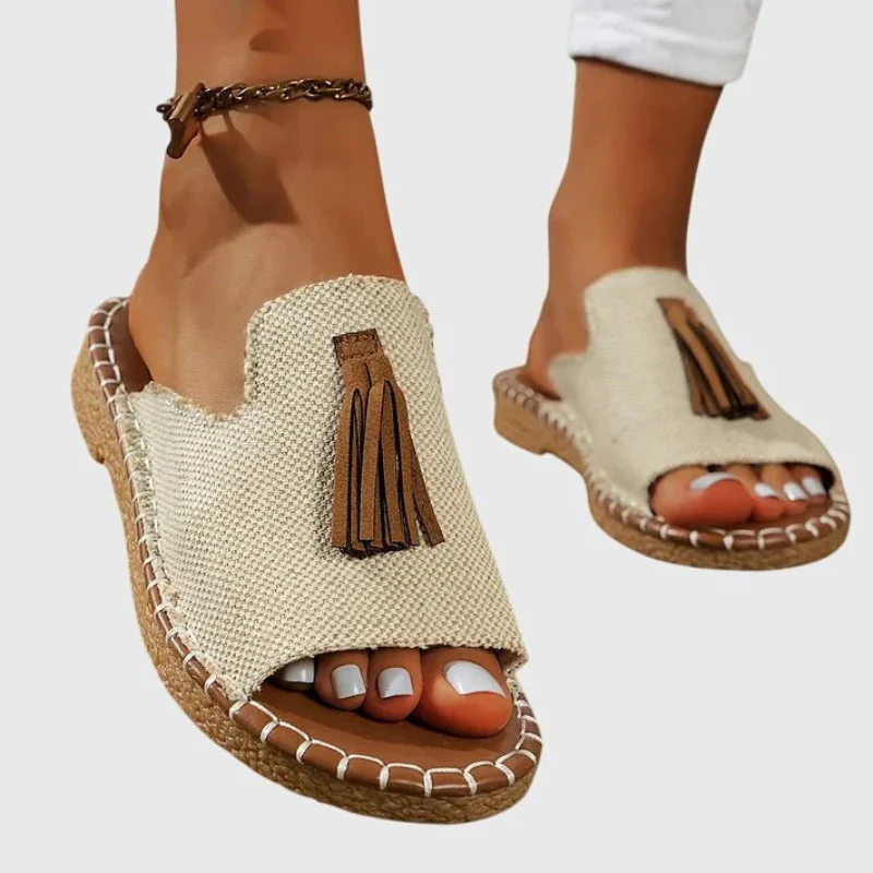 Sandales à enfiler pour femme avec détail à pompon - Image 8