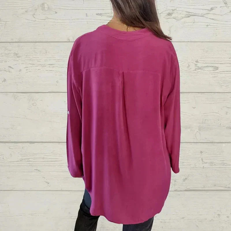 Sandra – Chemise à manches longues et col en V avec poche poitrine - Image 5