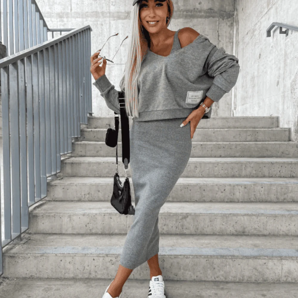 Sarah - Ensemble 2 pièces crop top manches longues & robe sans manches - Image 12