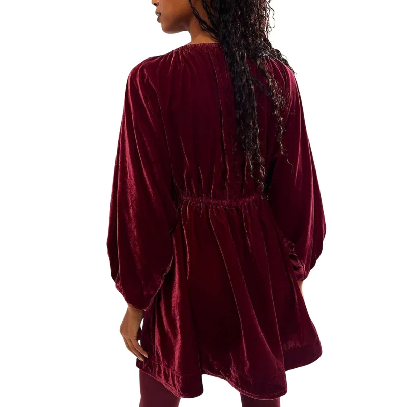 Mini-robe à col en V avec manches longues - Image 7
