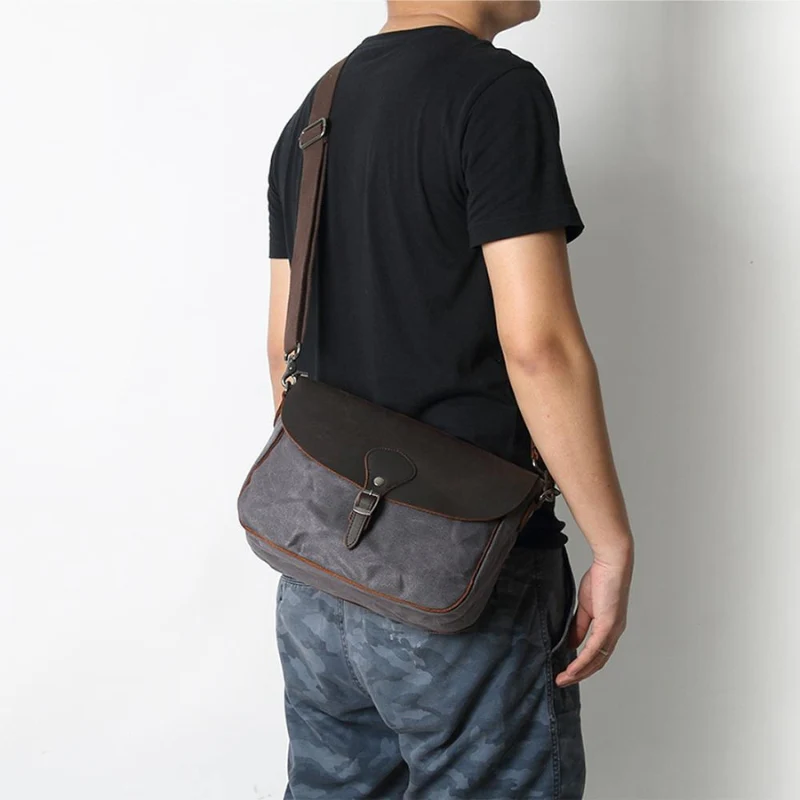 Sac bandoulière compact avec rabat à pression - Image 4