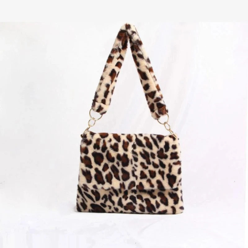 Sac à épaule en fausse fourrure avec poche zippée - Image 16