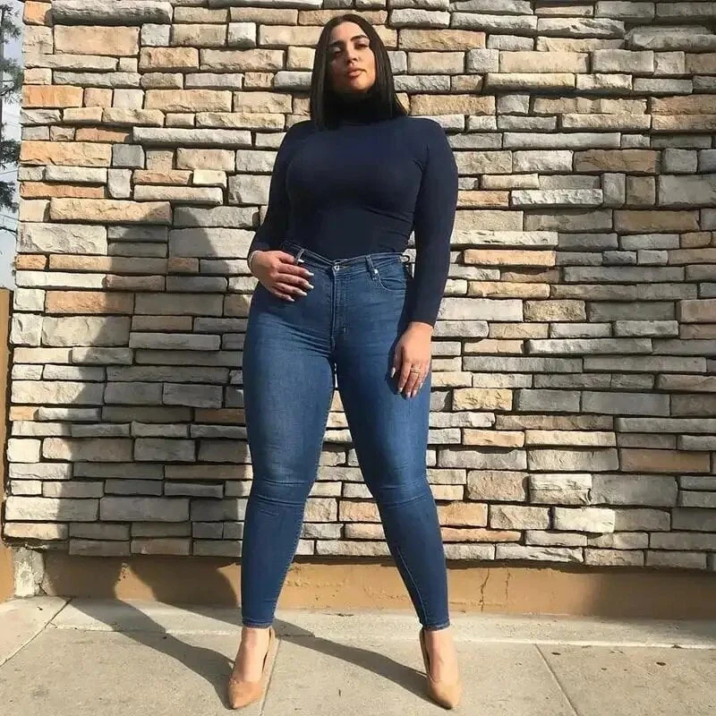 Jean Skinny Taille Haute avec Plusieurs Poches - Image 2