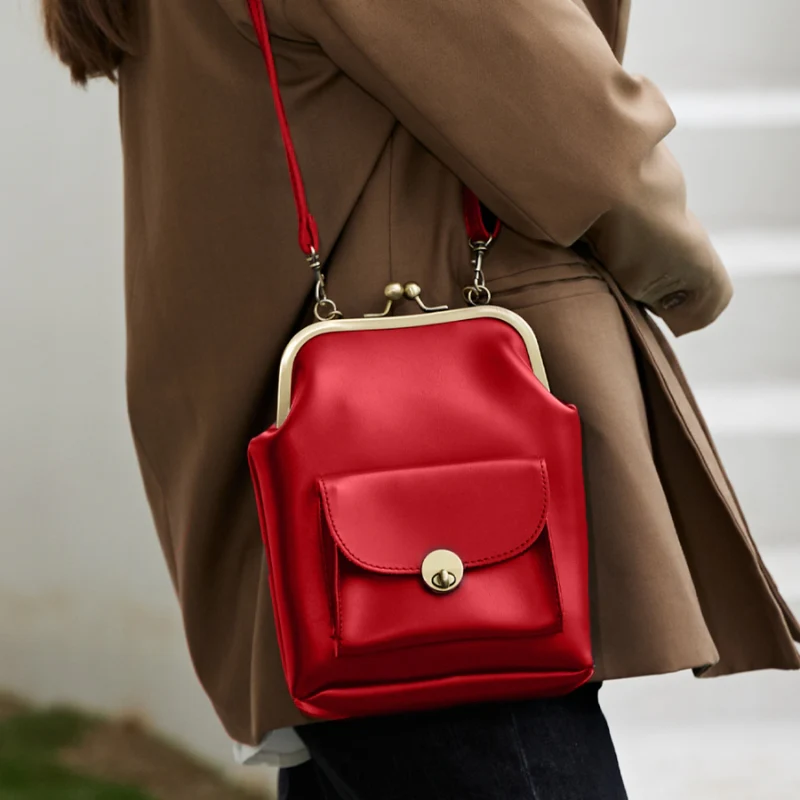 Sac bandoulière avec fermeture à boucle + bandoulière réglable - Image 8