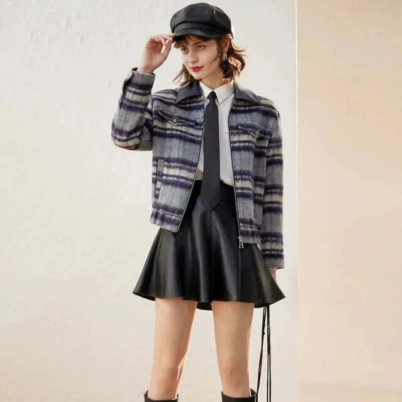 Veste courte femme à rayures zippée - Image 2