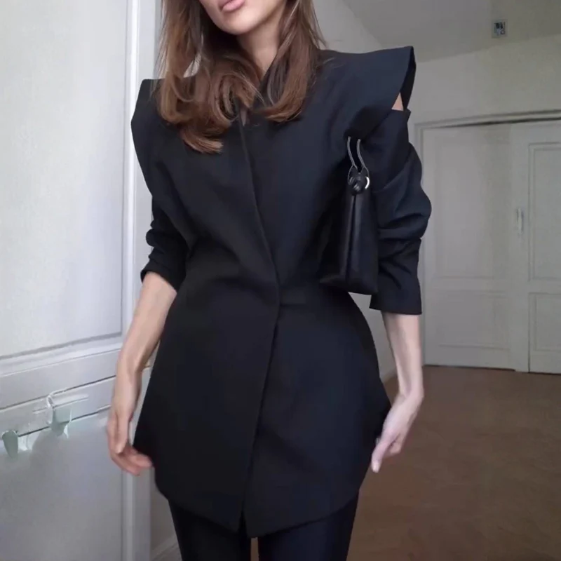 Soraya – Blazer croisé à manches longues et col en V - Image 4