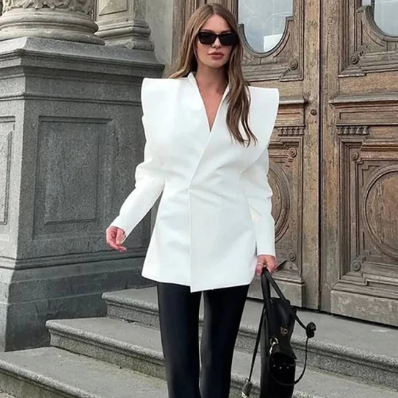 Soraya – Blazer croisé à manches longues et col en V - Image 5