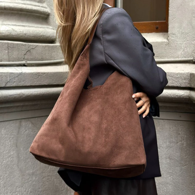 Susan – Grand Sac Cabas avec Poches Bouton et Zippées - Image 6
