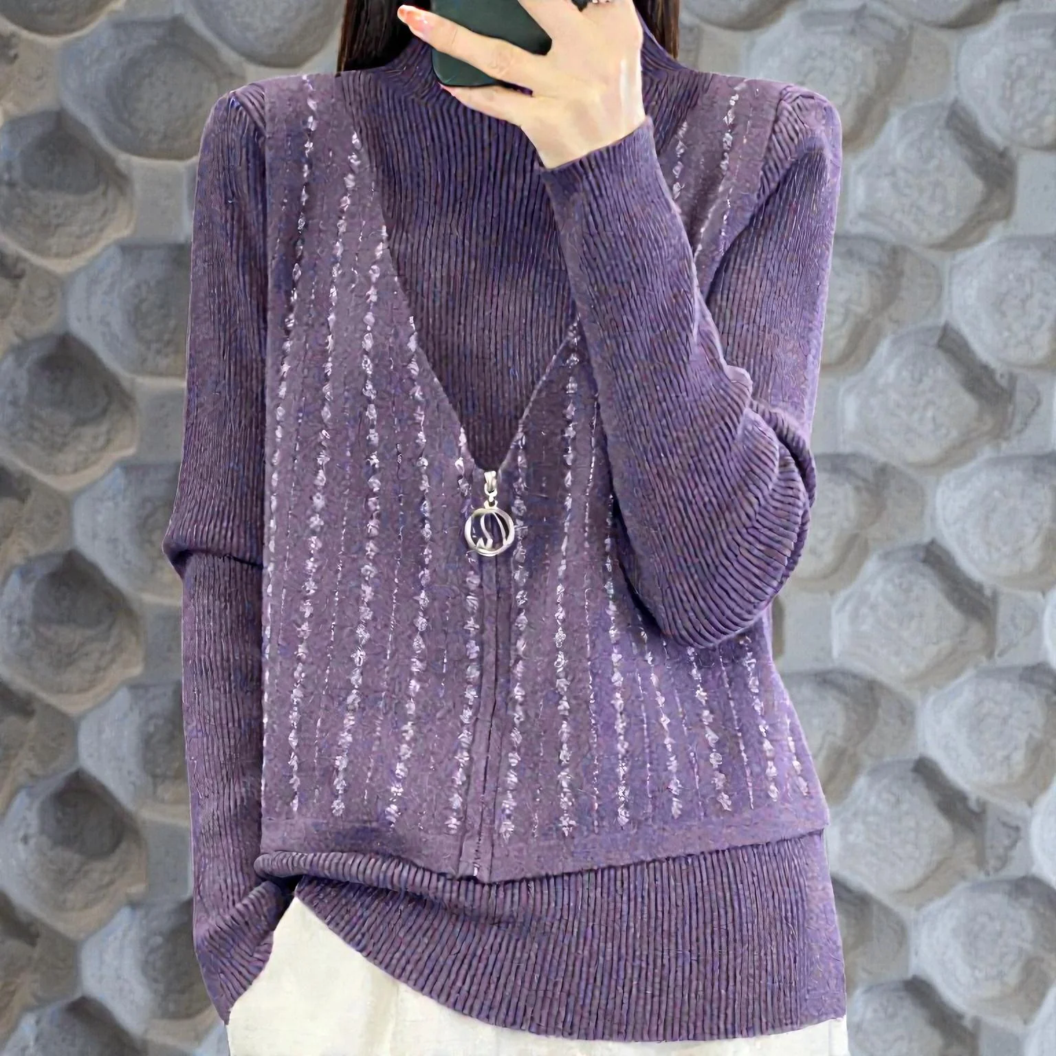 Pull femme ample imprimé manches longues col montant zippé - Image 3