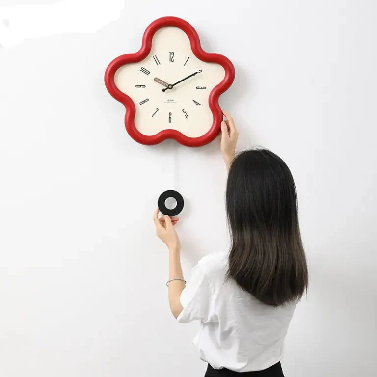 Horloge murale TempoLigne design pétale - Image 4