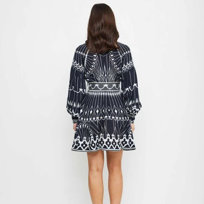 Tessa - Robe courte imprimée manches longues plissées - Image 6