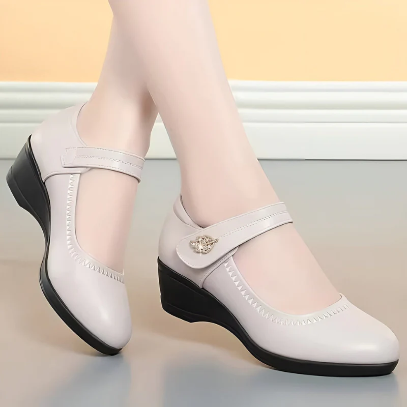 Vesper – Escarpins à bout pointu avec bride ajustable - Image 6