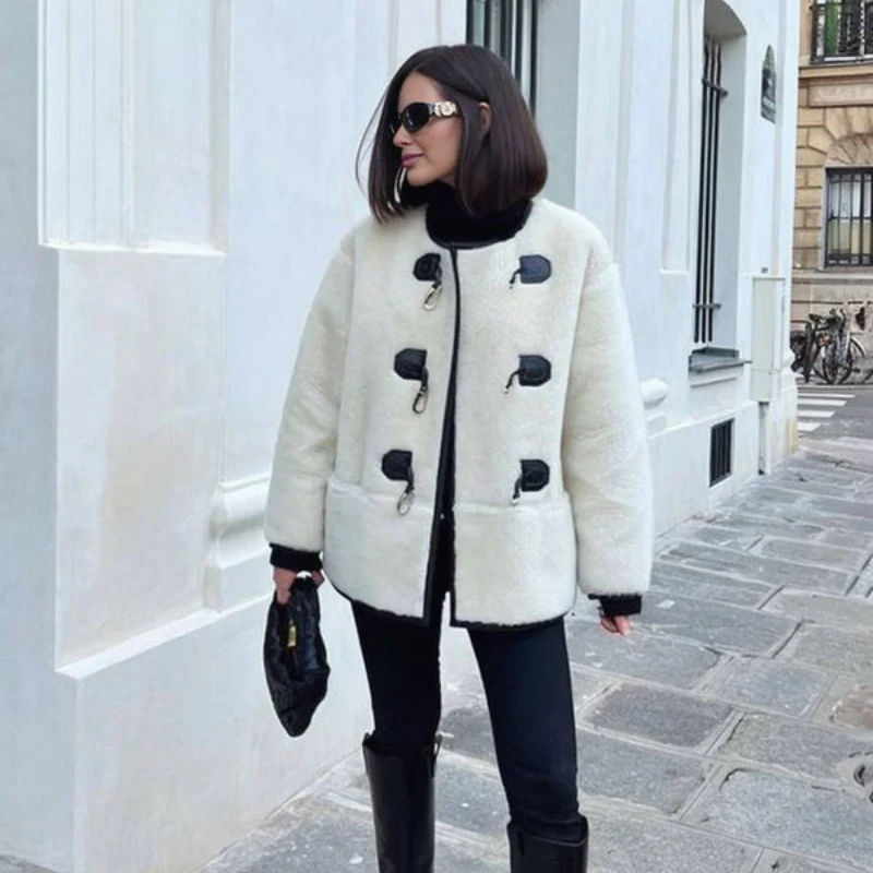 Manteau femme boutonné col rond - Image 3