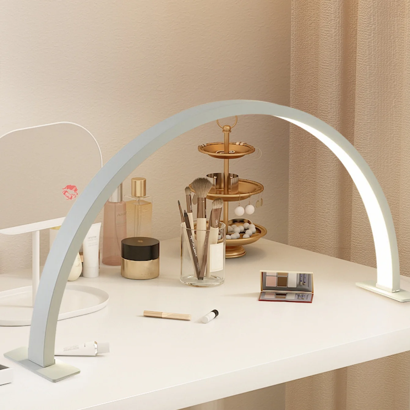 Lampe de bureau LED forme U - Image 6